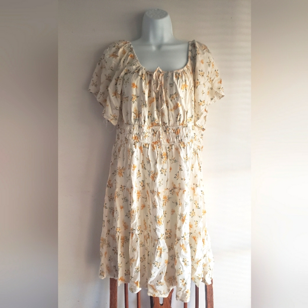 NWOT Floral Square off shoulder Cottagecore Flowy Dress Size 2X